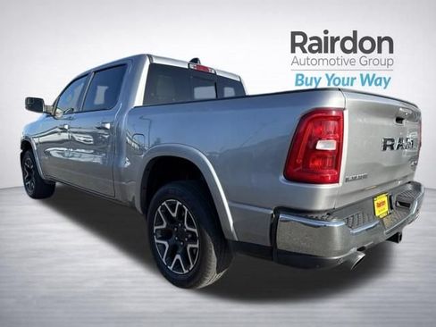 Used 2025 RAM 1500 Laramie AWD/4WD image 5