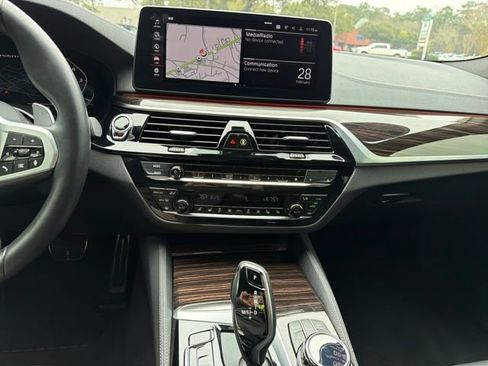 Used 2023 BMW M550i xDrive w/ Executive Package image 20