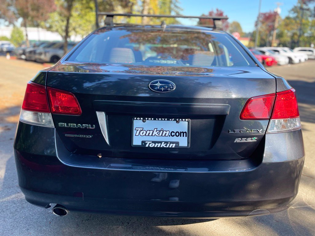 Used 2011 Subaru Legacy 2.5i Premium AWD/4WD image 5