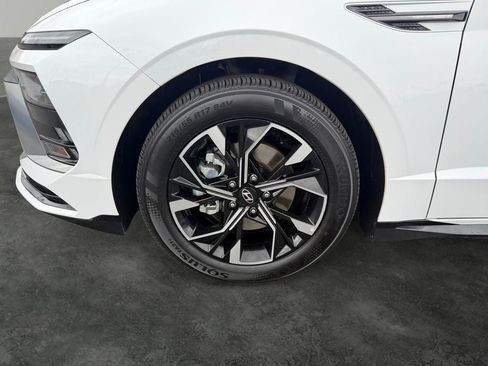 Used 2025 Hyundai Sonata SEL FWD image 4