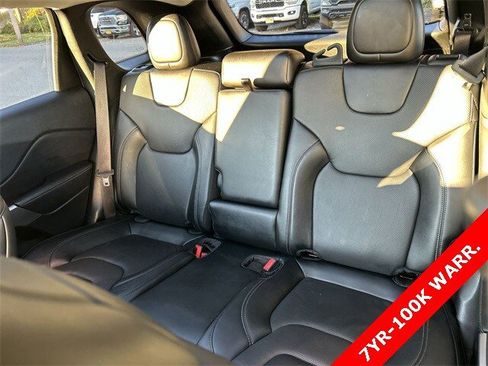 Certified 2022 Jeep Cherokee Latitude Lux w/ Sun & Sound Group image 23