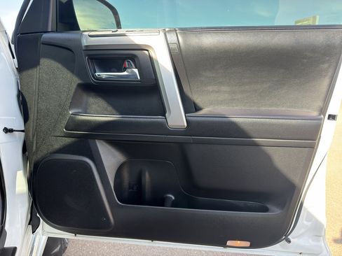 Used 2024 Toyota 4Runner Limited image 27