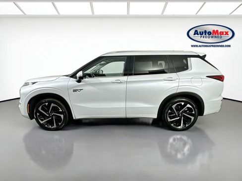 Used 2023 Mitsubishi Outlander SEL image 9