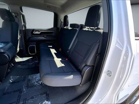 Used 2023 GMC Sierra 1500 SLE image 23