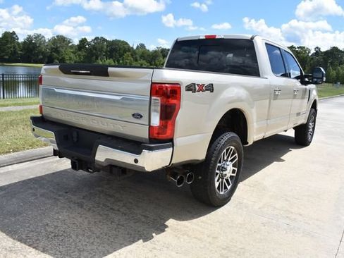 Used 2017 Ford F250 King Ranch AWD/4WD image 4