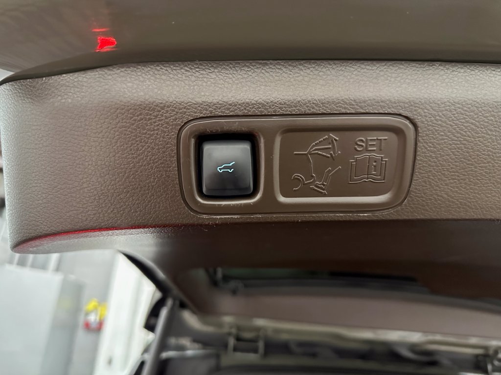 Used 2024 Ford Expedition Max King Ranch AWD/4WD image 37