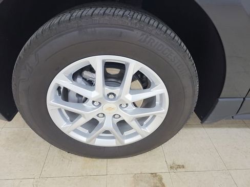 Used 2024 Chevrolet Equinox LT image 23
