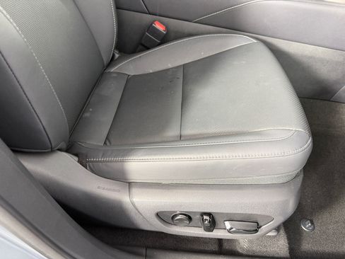 Used 2023 Lexus RX 350 FWD w/ Cold Area Package image 34