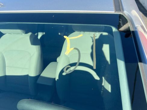 Used 2020 Hyundai Elantra SE image 32