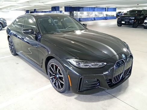 Certified 2023 BMW i4 eDrive40 w/ M Sport Package RWD image 3