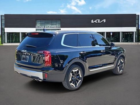 Certified 2024 Kia Telluride S FWD image 4