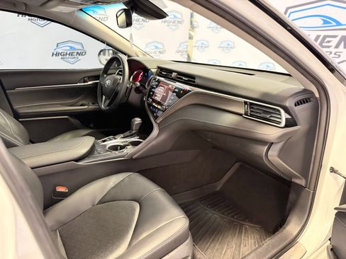 Used 2018 Toyota Camry XSE image 26