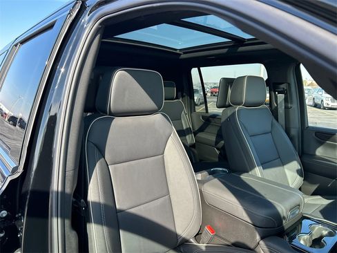 New 2026 GMC Yukon XL Elevation w/ Elevation Premium Package image 38