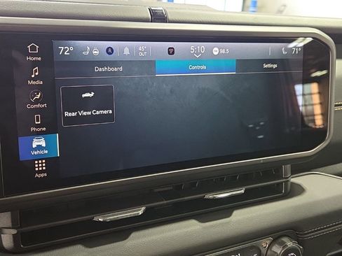 New 2026 Jeep Gladiator Sahara image 21