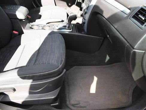 Used 2011 Ford Fusion SE w/ 202A Rapid Spec Order Code image 26