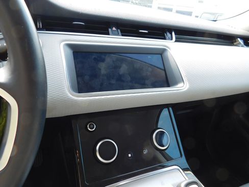 Used 2022 Land Rover Range Rover Evoque S AWD/4WD image 17