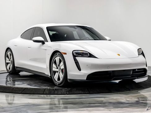 Used 2023 Porsche Taycan 4S AWD/4WD image 21