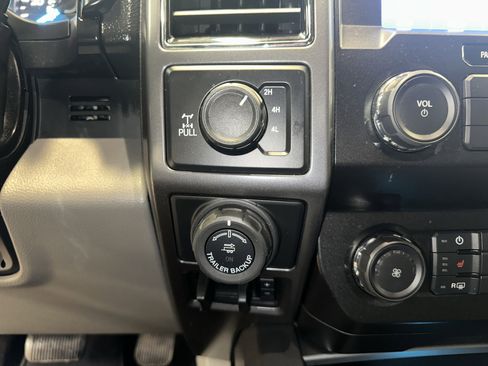 Used 2020 Ford F150 XLT w/ Equipment Group 302A Luxury image 31