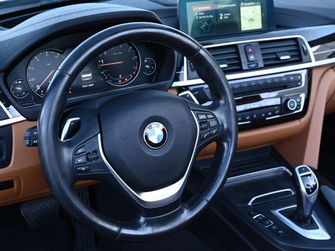 Used 2018 BMW 440i Convertible image 12
