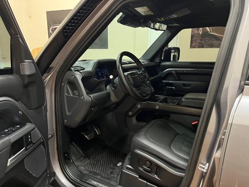 Used 2020 Land Rover Defender 110 X AWD/4WD image 16