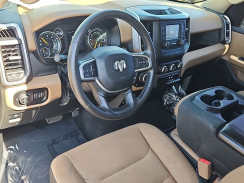 Used 2019 RAM 1500 Big Horn RWD image 13