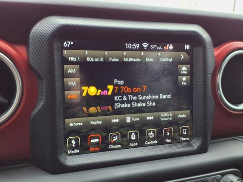 Used 2018 Jeep Wrangler Unlimited Rubicon image 5