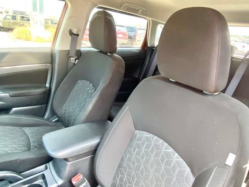 Used 2024 Mitsubishi Outlander Sport SE AWD/4WD image 12