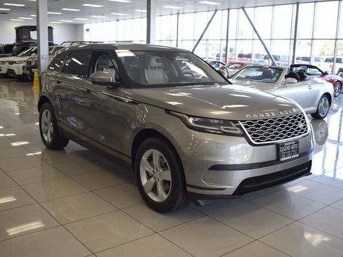 Used 2018 Land Rover Range Rover Velar S image 1