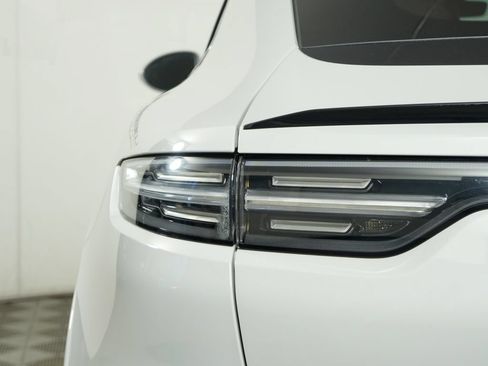 Certified 2021 Porsche Cayenne GTS AWD/4WD image 12