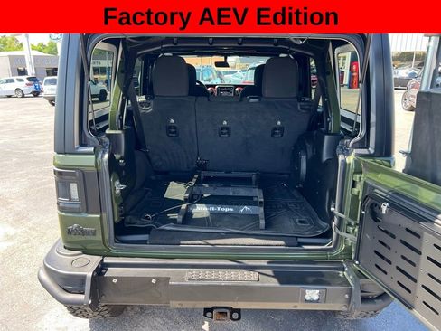 Used 2021 Jeep Wrangler Unlimited Rubicon AWD/4WD image 19