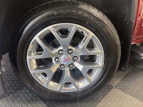 Used 2018 GMC Sierra 1500 SLT w/ SLT Premium Package image 3