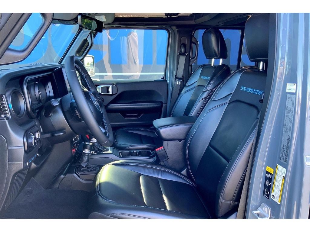 Used 2024 Jeep Wrangler Unlimited Rubicon 4xe AWD/4WD image 25