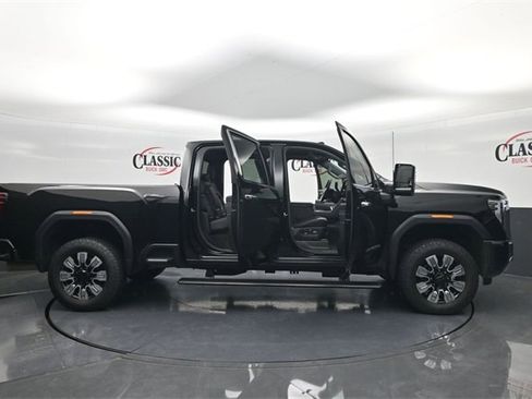 Used 2024 GMC Sierra 2500 Denali w/ Denali Reserve Package image 32