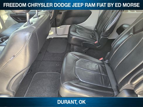 Used 2022 Chrysler Pacifica Touring-L FWD image 20