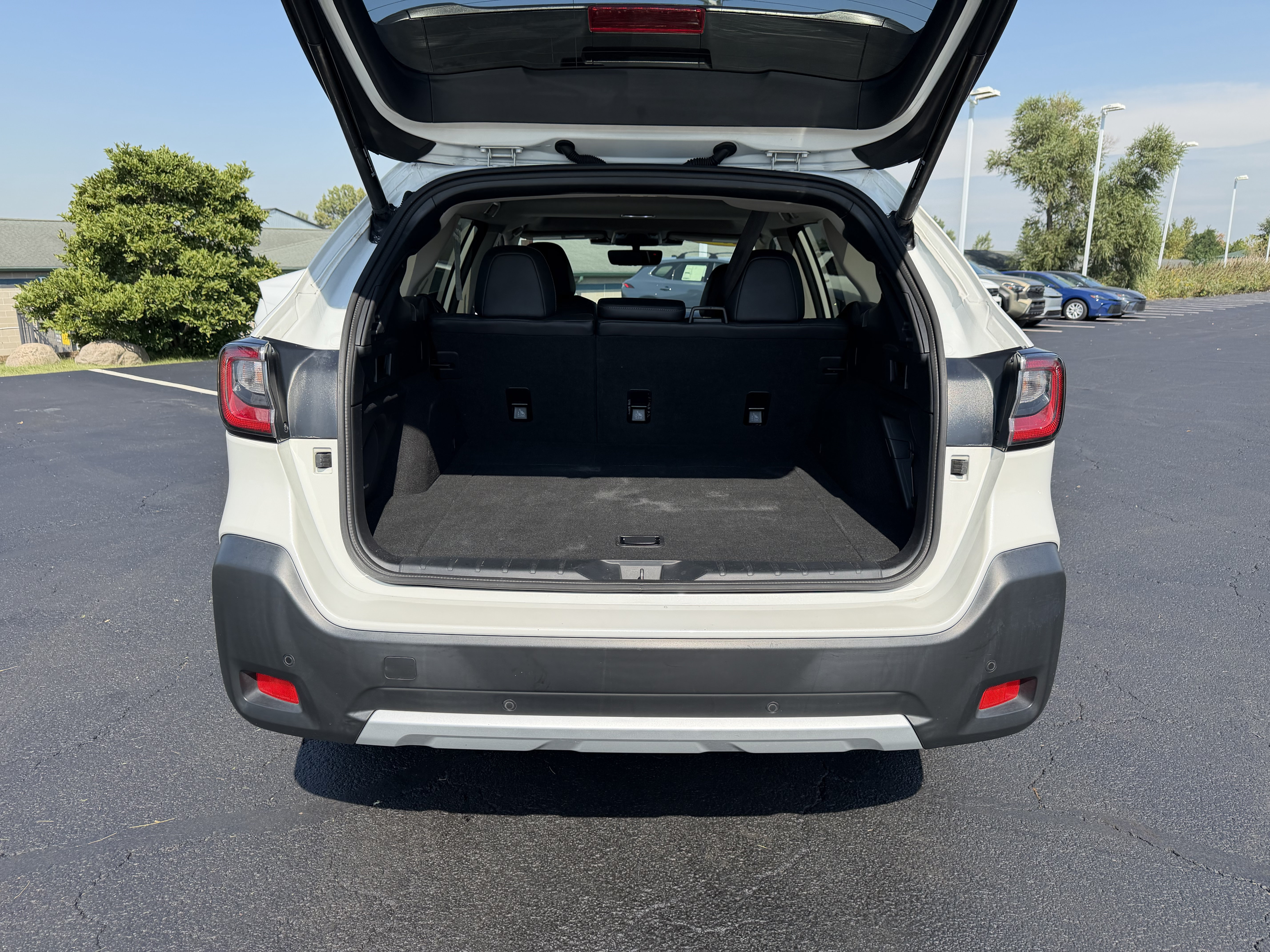 Used 2024 Subaru Outback Limited XT AWD/4WD image 7