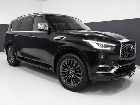 Used 2024 INFINITI QX80 Sensory w/ Cargo Package AWD/4WD image 7