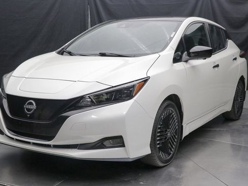 Used 2023 Nissan Leaf SV Plus image 6