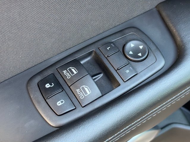 Used 2023 Dodge Challenger R/T RWD image 15