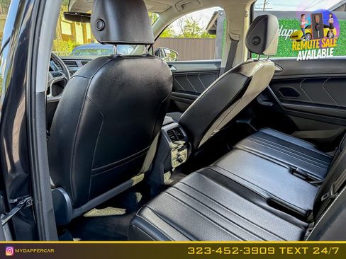 Used 2022 Volkswagen Tiguan SE FWD image 12