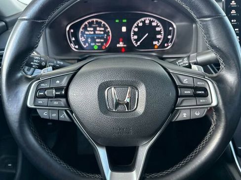 Used 2018 Honda Accord Touring image 23