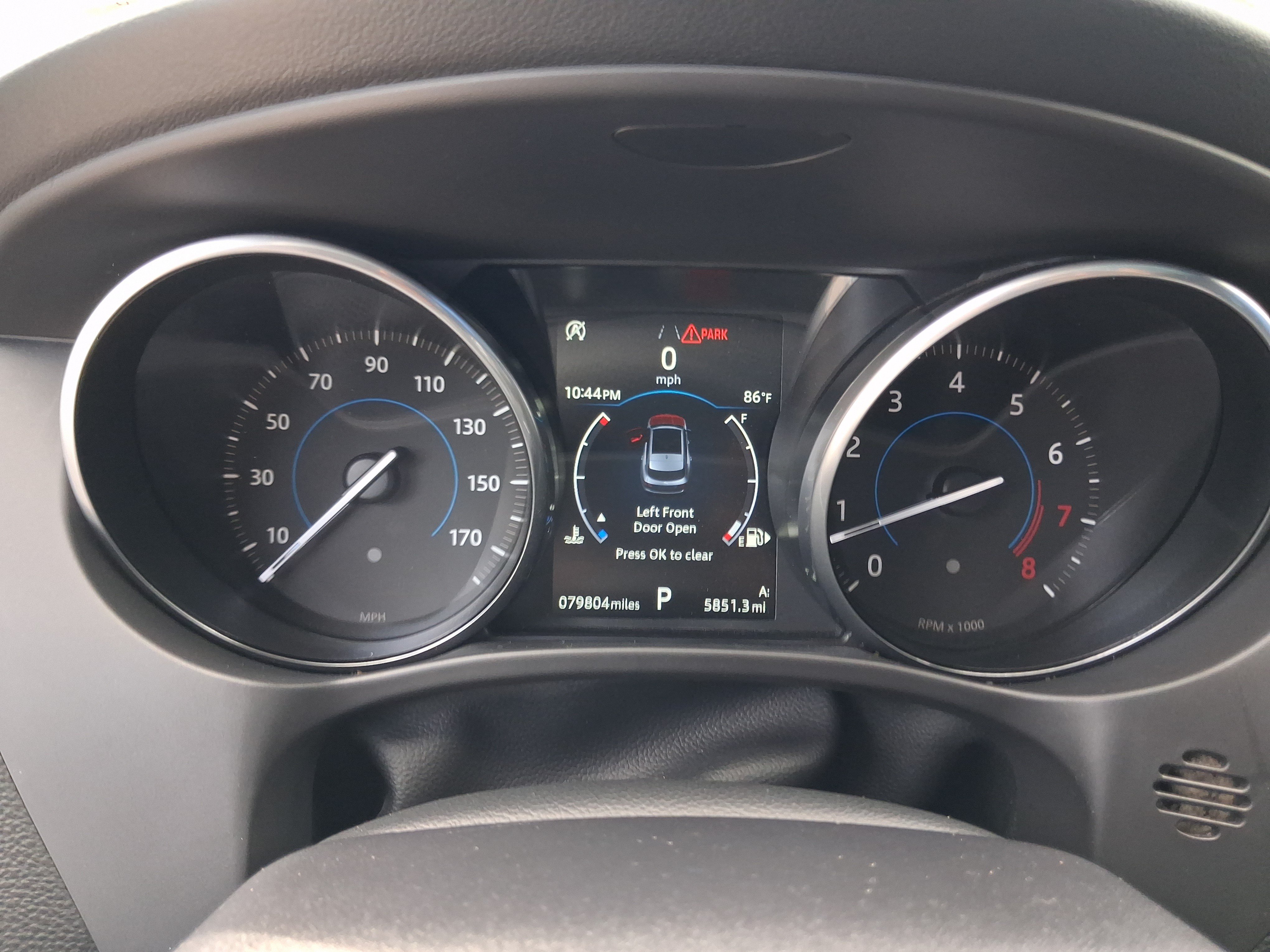 Used 2018 Jaguar F-PACE Premium AWD/4WD image 15