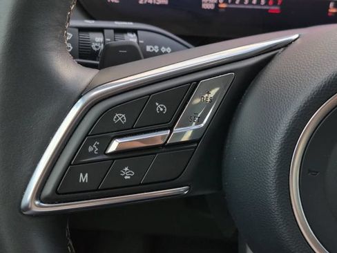 Used 2025 Buick Envision Preferred AWD/4WD image 33