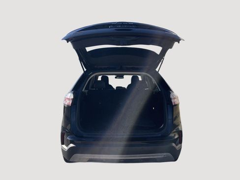 Used 2022 Ford Edge SEL image 18