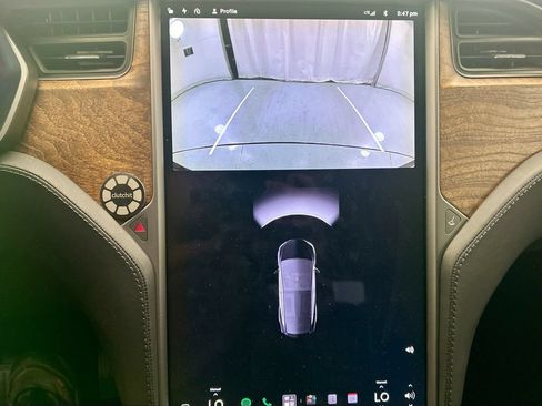 Used 2018 Tesla Model X 100D AWD/4WD image 16