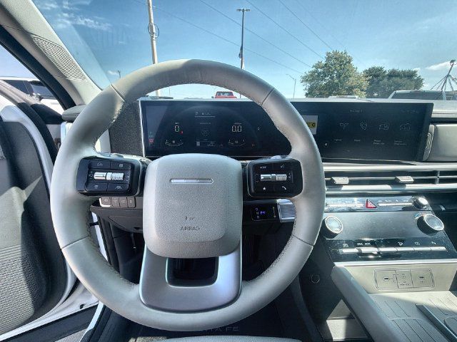 Used 2026 Hyundai Santa Fe SE FWD image 11