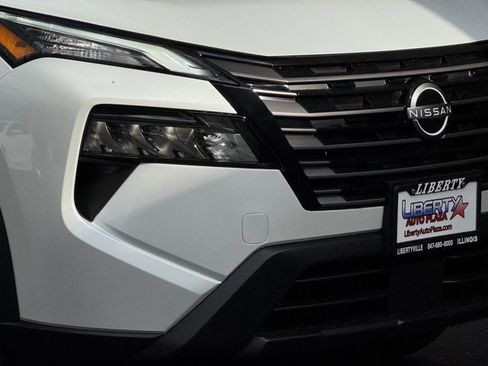 New 2026 Nissan Rogue SV AWD/4WD image 3