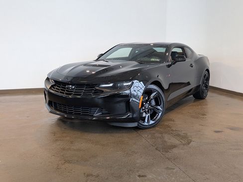 Used 2024 Chevrolet Camaro LT image 1
