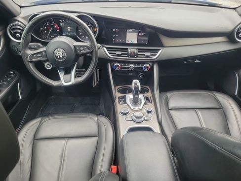 Used 2023 Alfa Romeo Giulia Ti AWD/4WD image 12