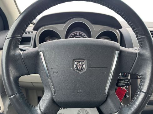 Used 2010 Dodge Avenger R/T image 15