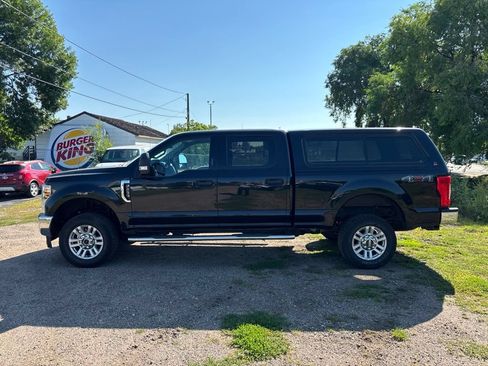 Used 2018 Ford F250 XLT AWD/4WD image 7